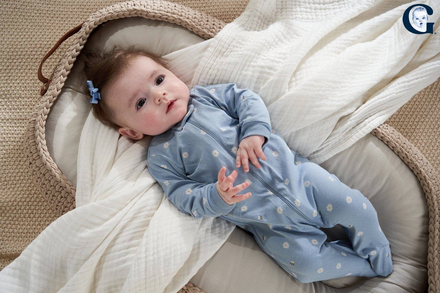 Spring Baby Clothes: How to Dress Your Newborn for Spring Weather