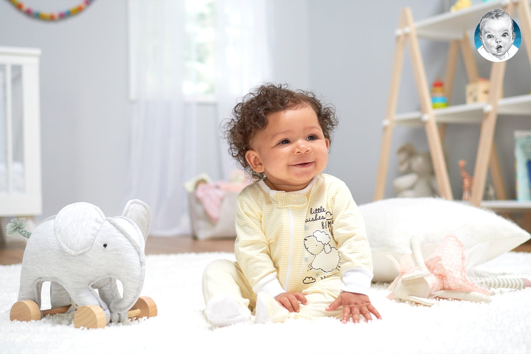 How to Build a Baby Capsule Wardrobe