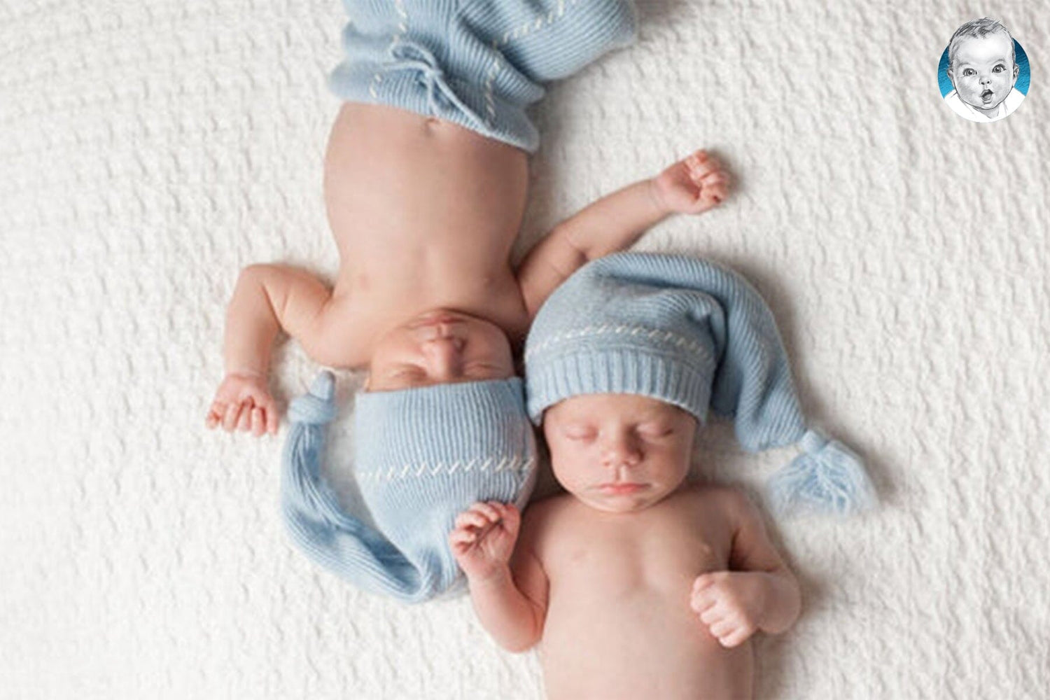 Twinning Fashion: Adorable Outfit Ideas for Twins