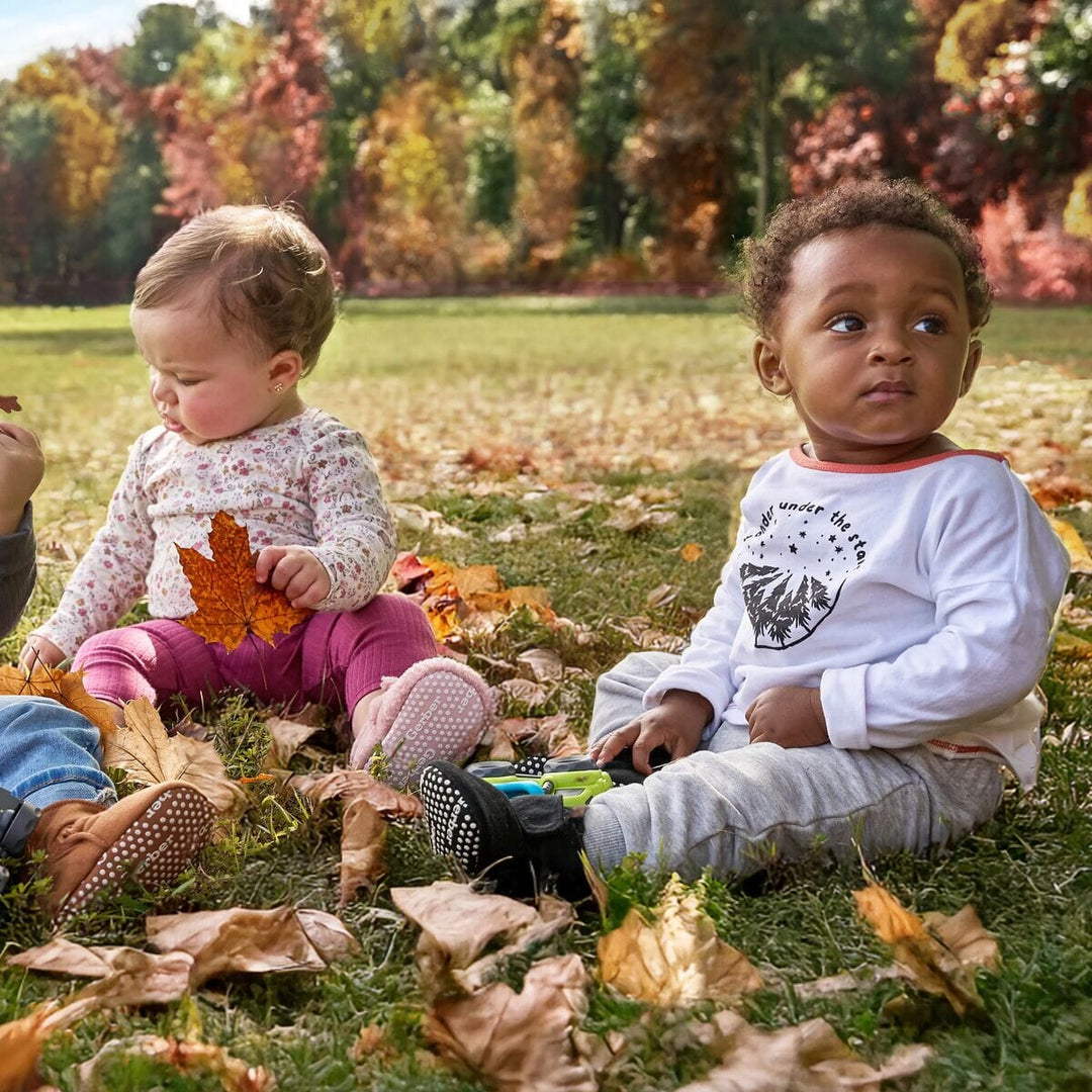 2-Piece Baby Boys White Top & Joggers outfits Gerber® 