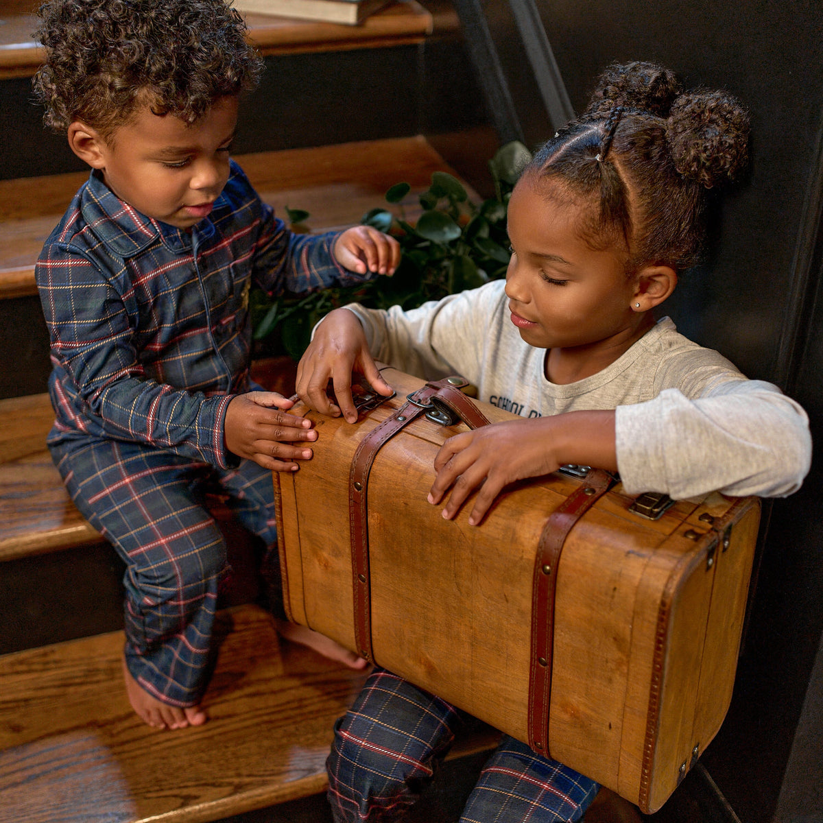 2-Piece Infant & Toddler Neutral Hogwarts Navy Plaid Button Up Pajamas sleepwear Gerber® 