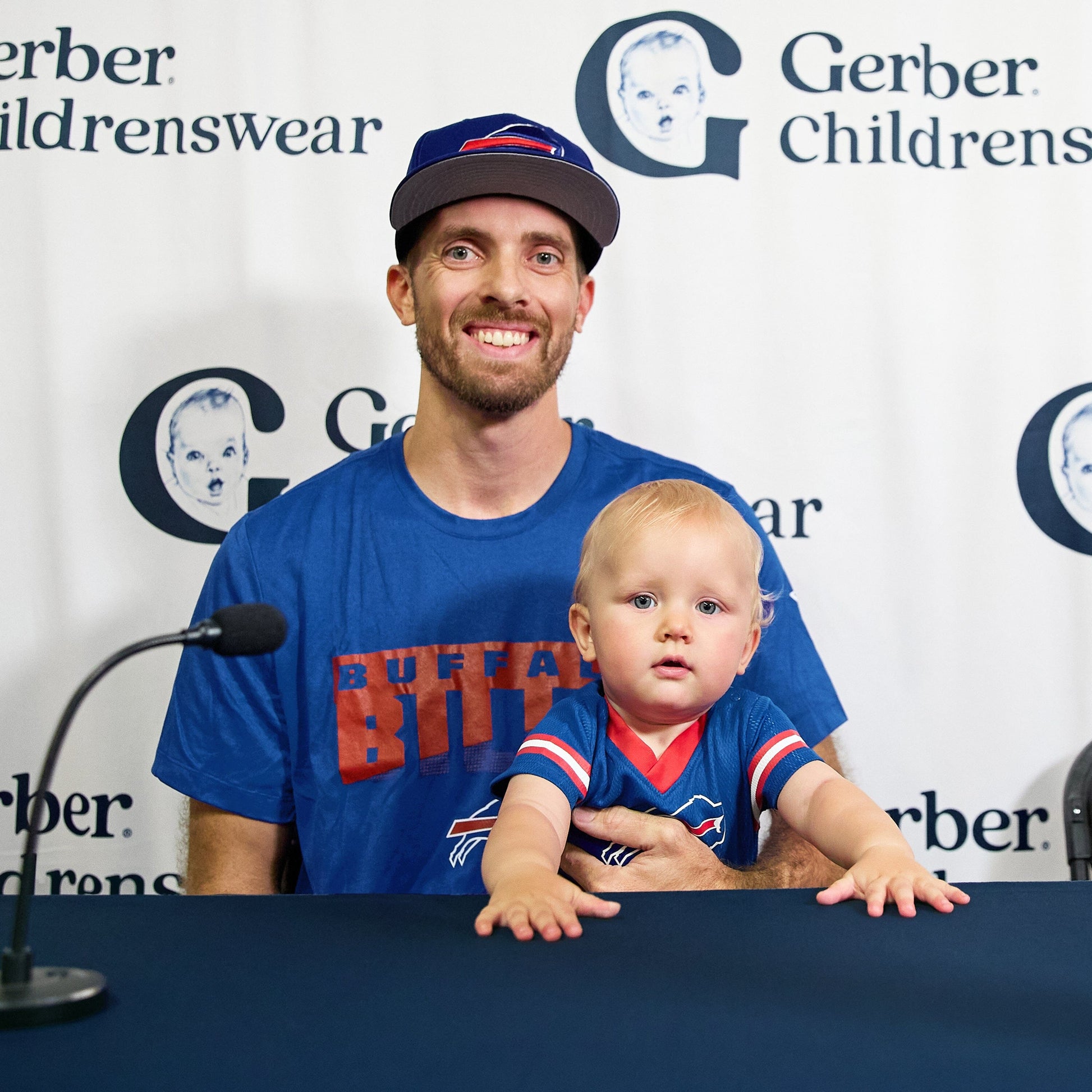 Baby Boys Buffalo Bills Short Sleeve Jersey Bodysuit NFL NFL 