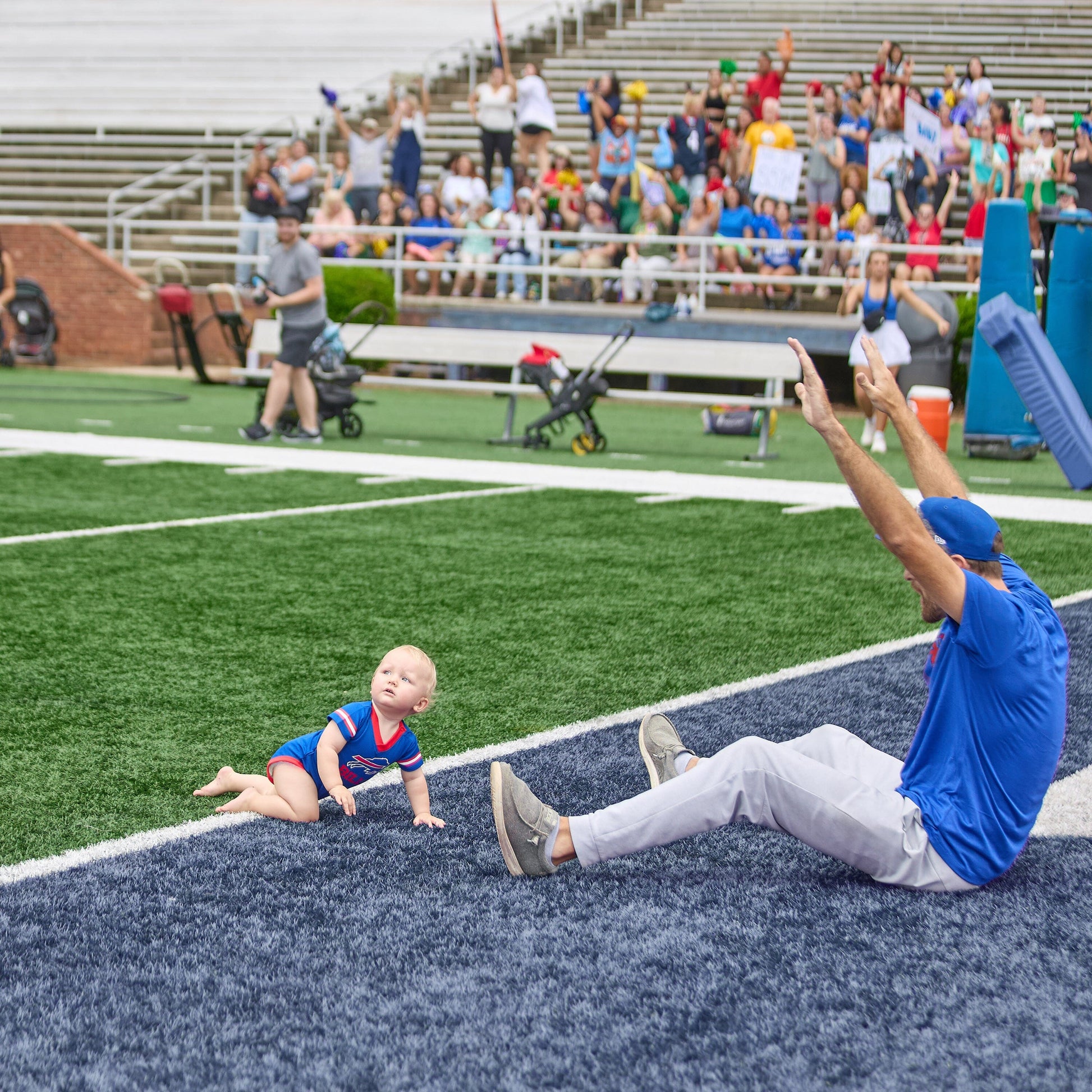 Baby Boys Buffalo Bills Short Sleeve Jersey Bodysuit NFL NFL 