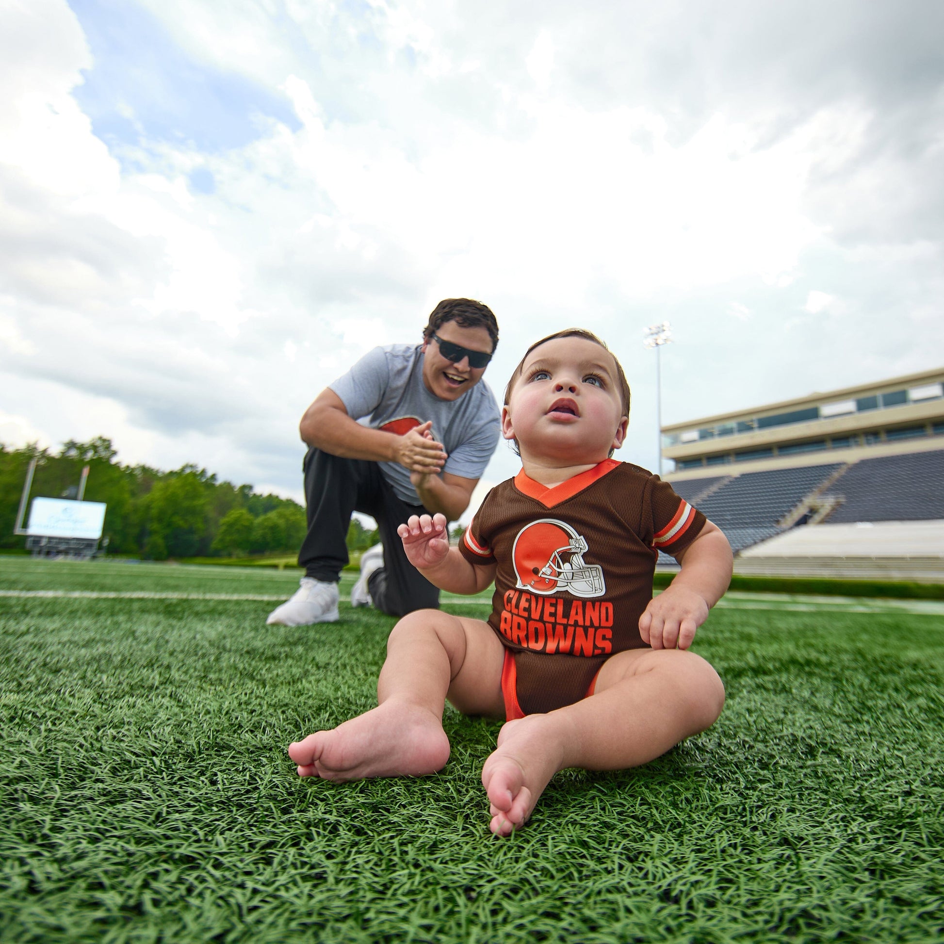 Baby Boys Cleveland Browns Short Sleeve Jersey Bodysuit NFL NFL 