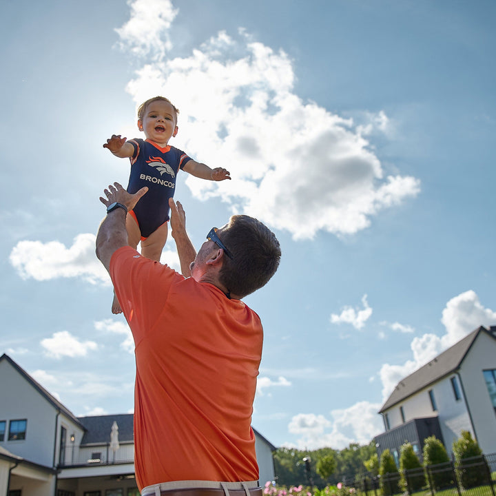 Baby Boys Denver Broncos Short Sleeve Jersey Bodysuit NFL NFL 