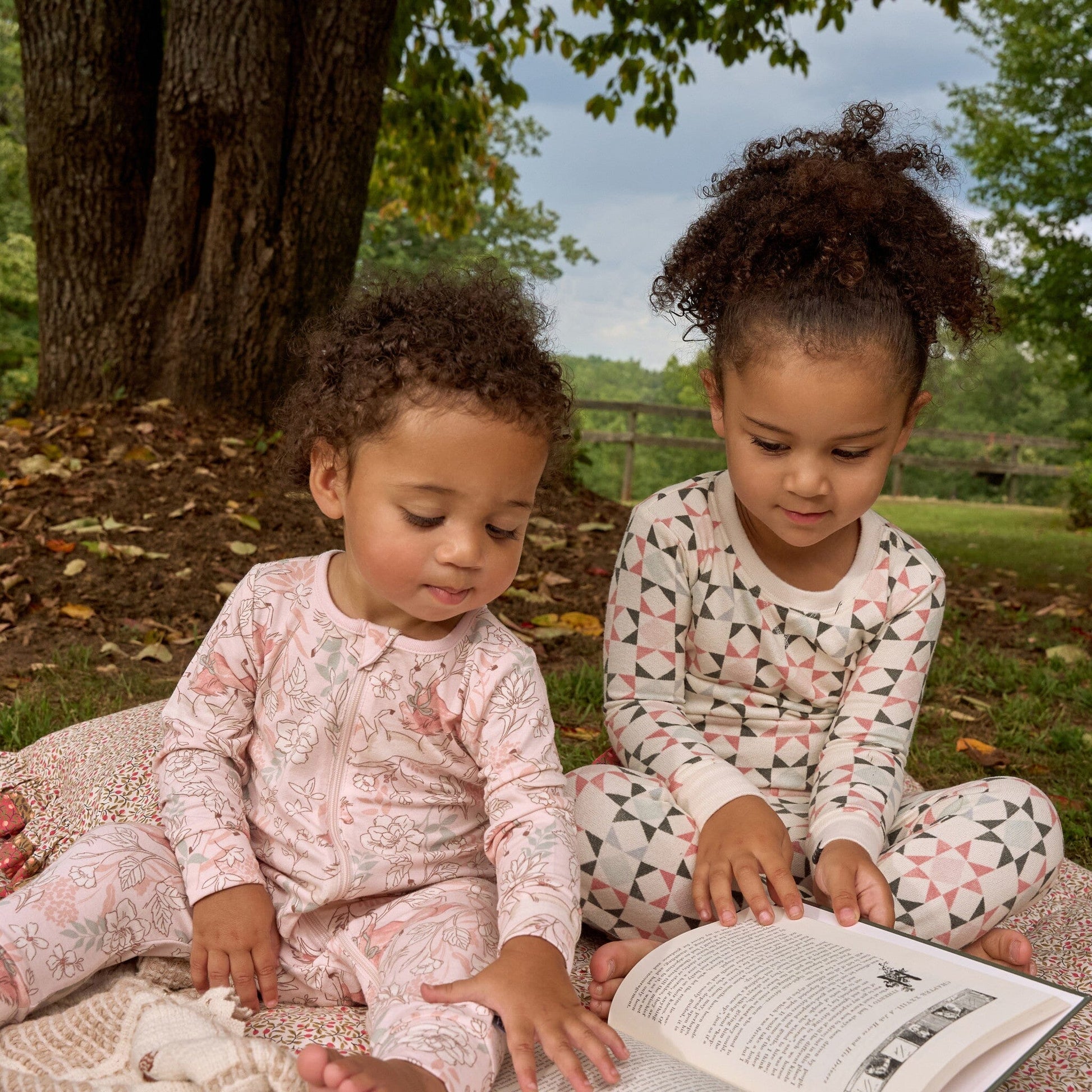 2-Pack Baby Girls Pink Long Sleeve Footless Romper Rompers Gerber® 