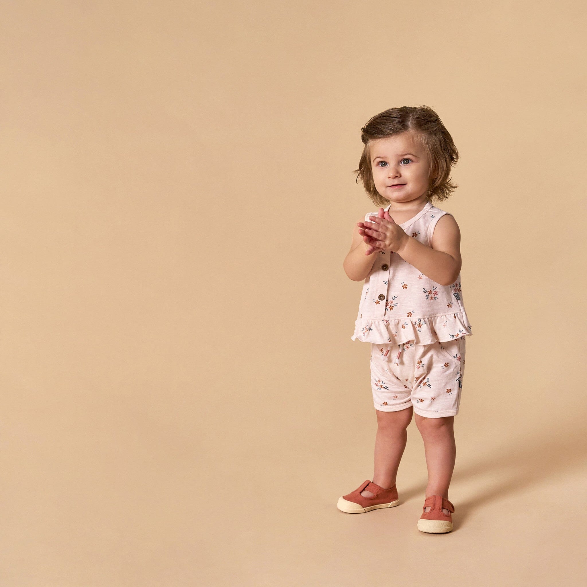 4-Piece Baby Girls Light Rose Flower Bunches/Rose Sleeveless Peplum Tops and Shorts Set outfits Modern Moments™ by Gerber® 