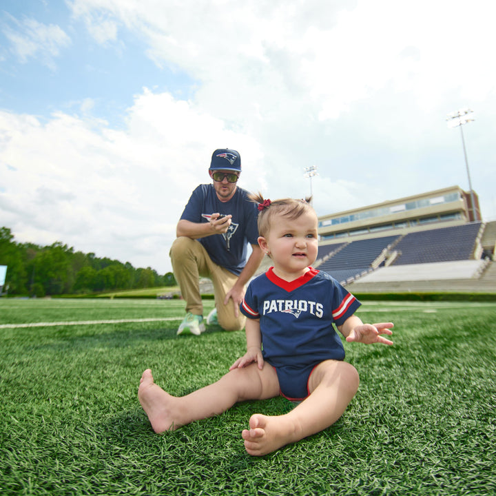 Baby Boys New England Patriots Short Sleeve Jersey Bodysuit NFL NFL 