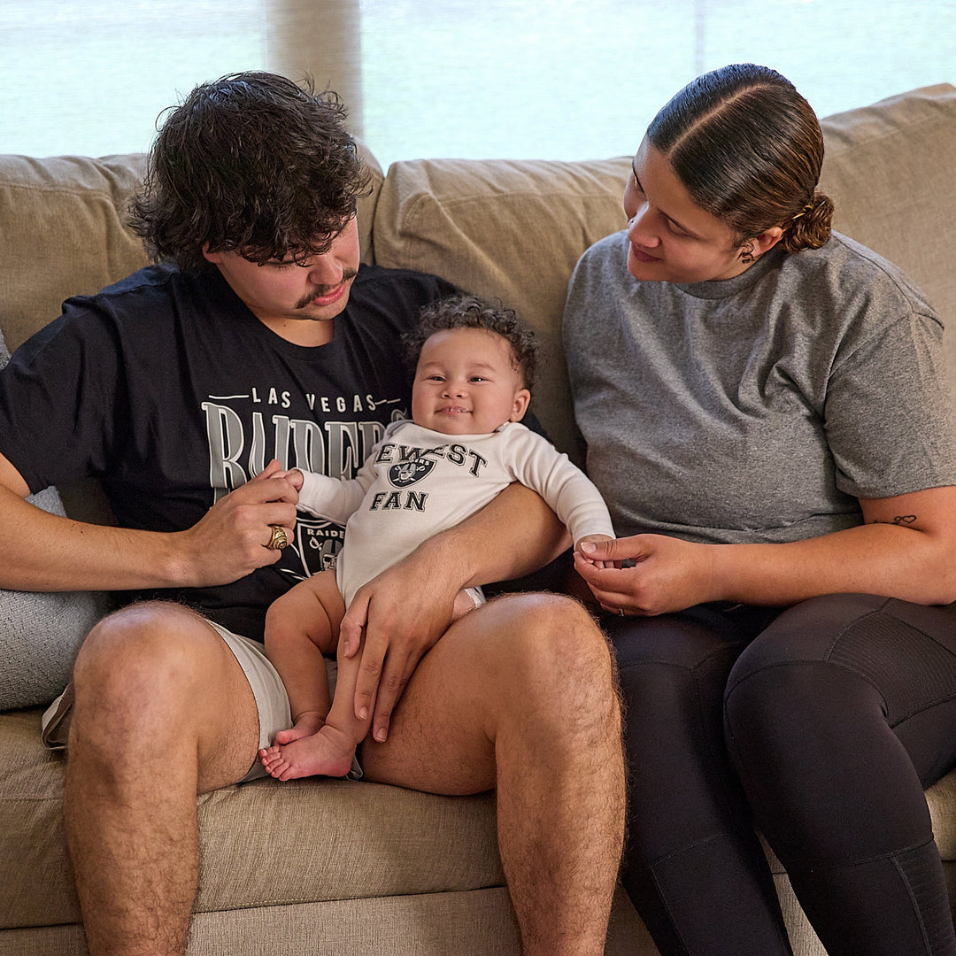 3-Piece Baby Boys Las Vegas Raiders Bodysuit, Active Pant and Cap Set NFL NFL 
