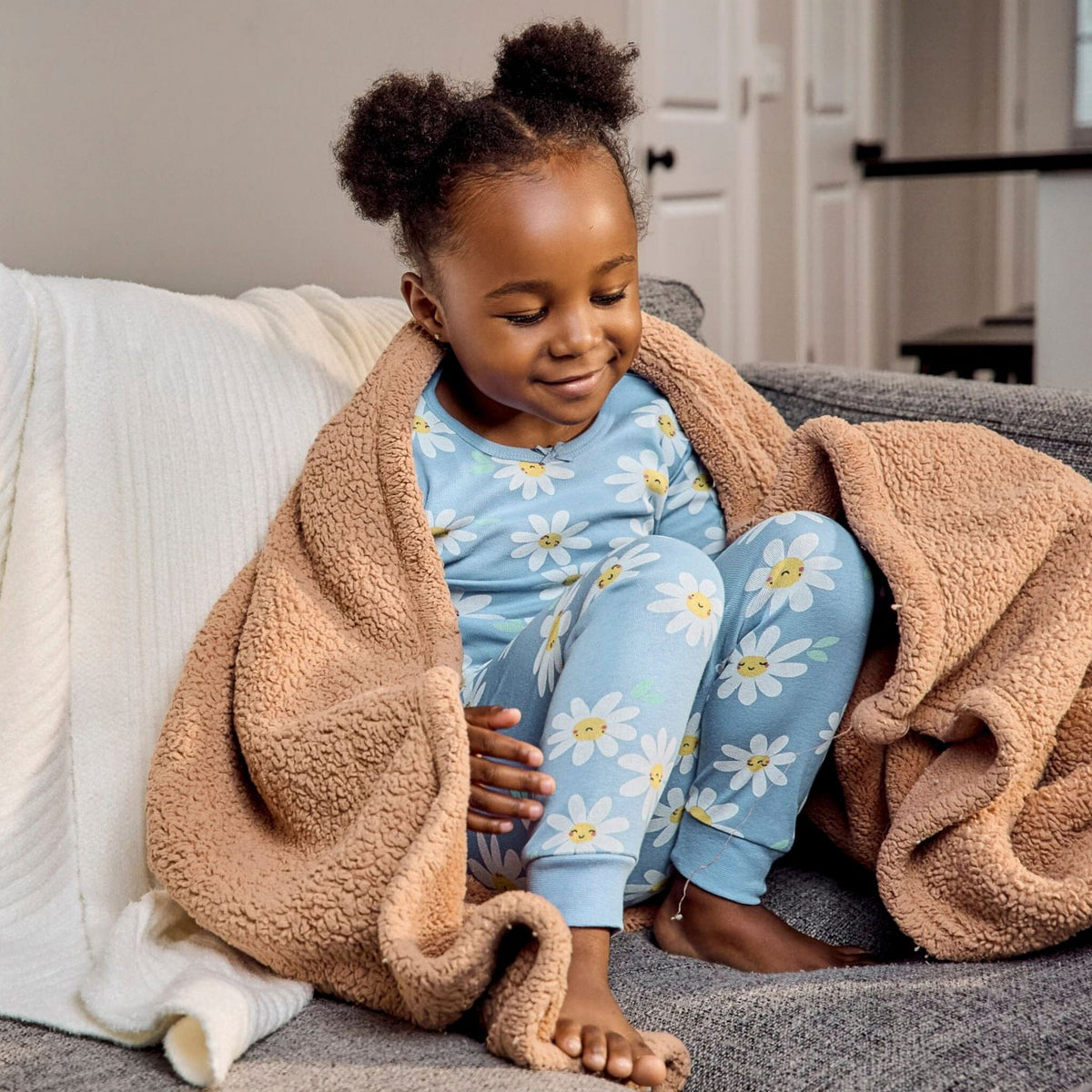 2-Piece Infant & Toddler Girls Blue Daisies Snug Fit Cotton Pajama Set sleepwear Gerber® 