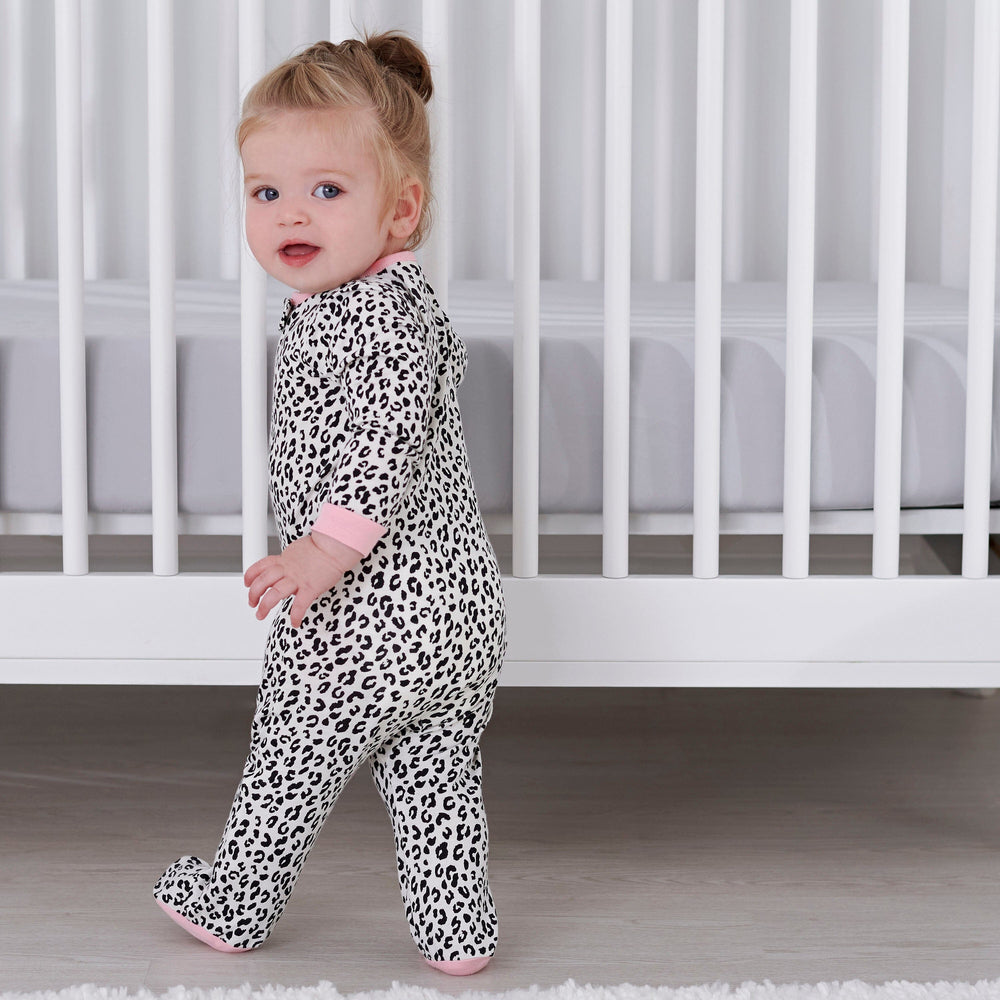 6-Piece Baby Girls Leopard Onesies® Bodysuit and Sleep 'N Play Set