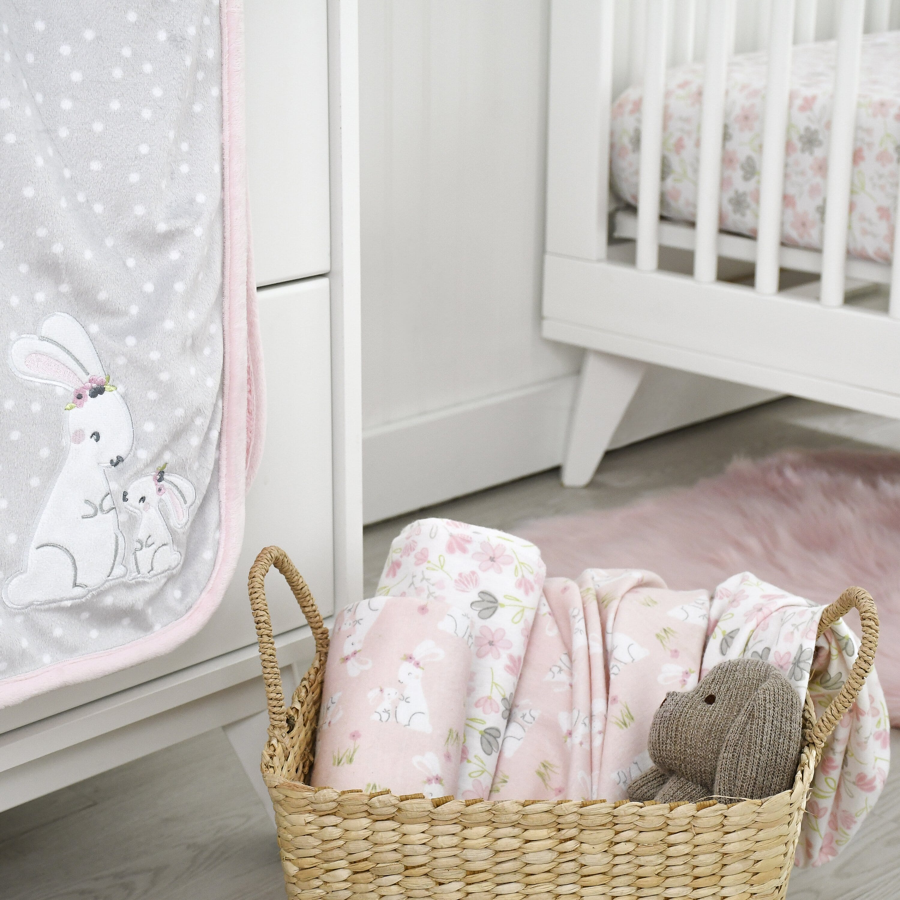 5-Pack Baby Girls Mommy & Me Bunny Flannel Receiving Blankets-Gerber Childrenswear