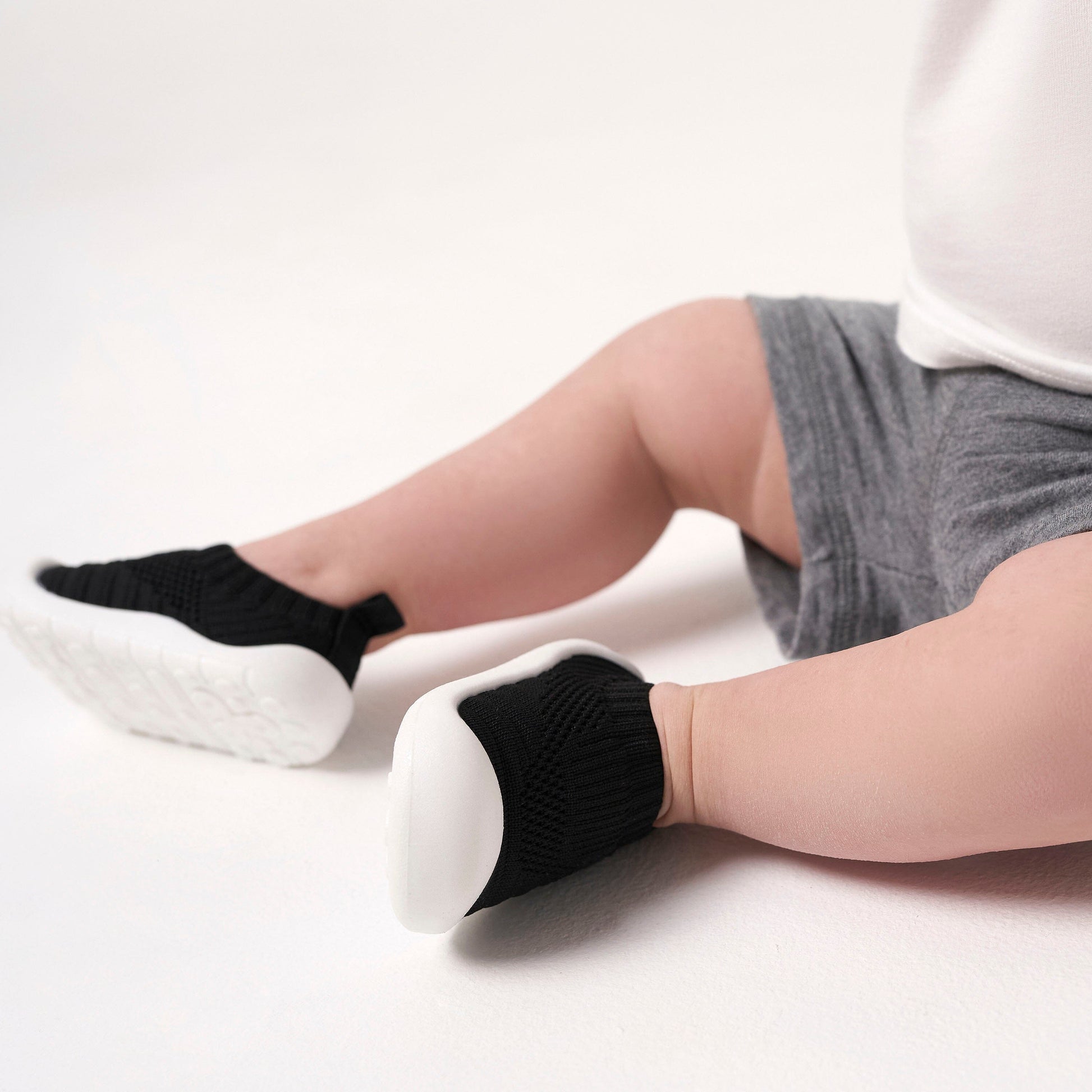 Baby Boys Black Stretchy Knit Slip-On Sneaker