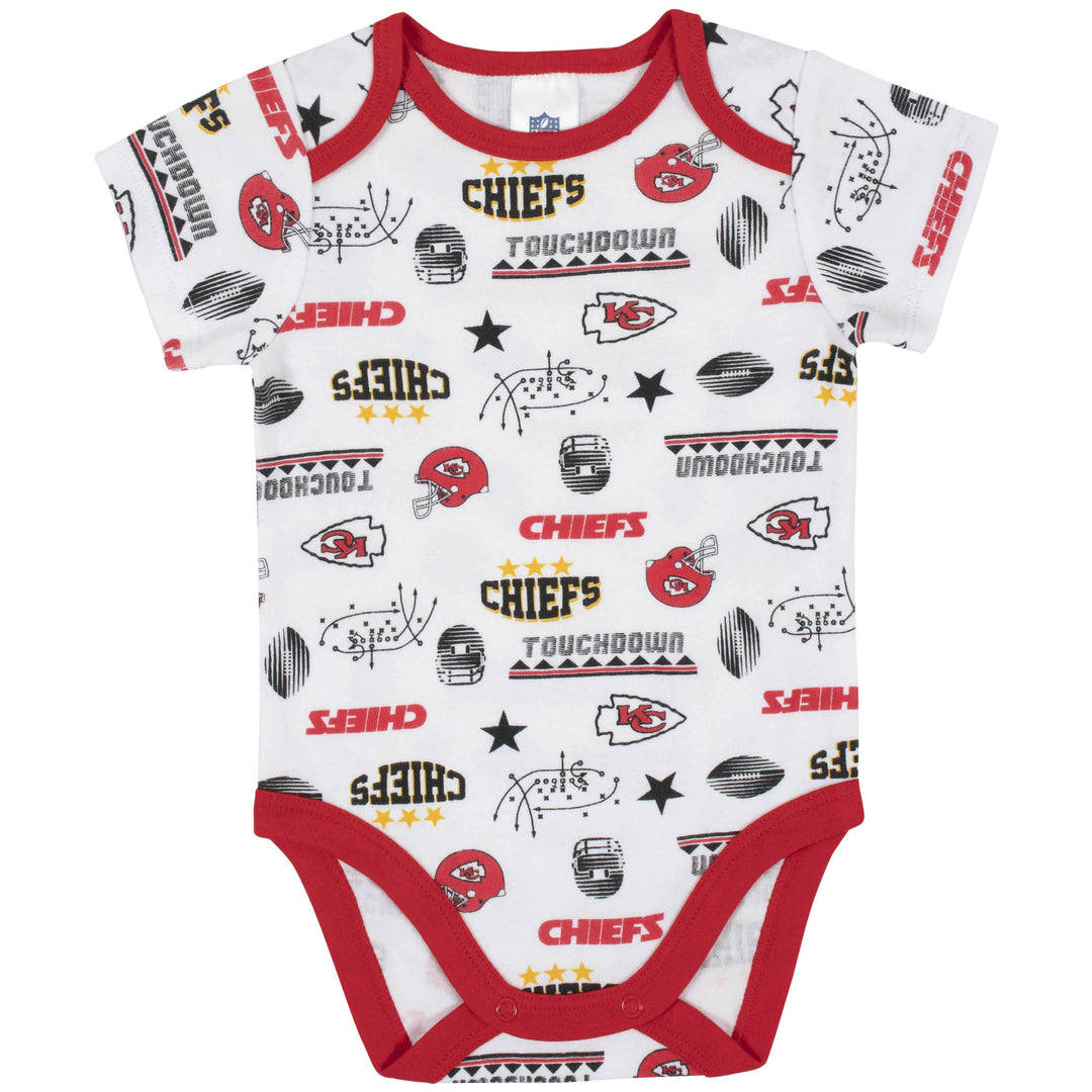 Kansas City Chiefs 3-Piece Baby Boys Bodysuit, Bib, and Cap Set-Gerber Childrenswear